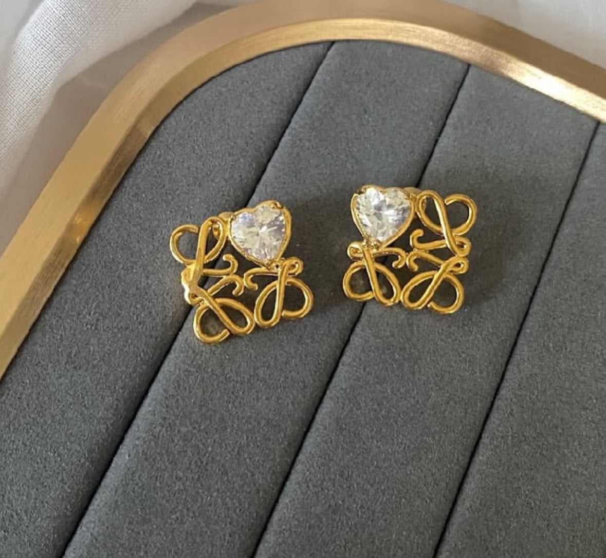 Loewe Studs