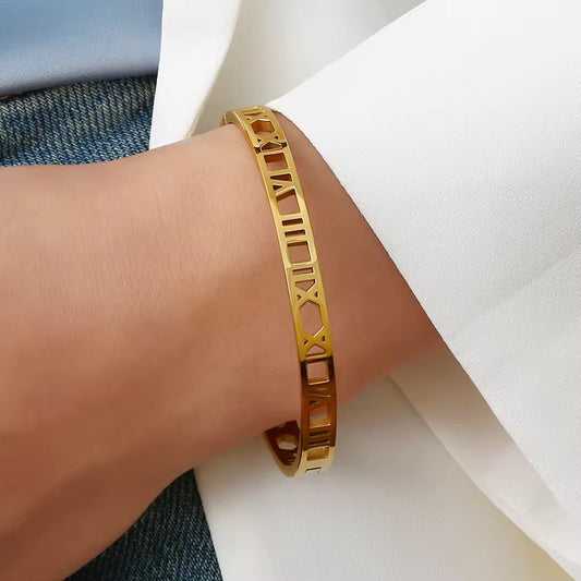 Classic Roman Bangle