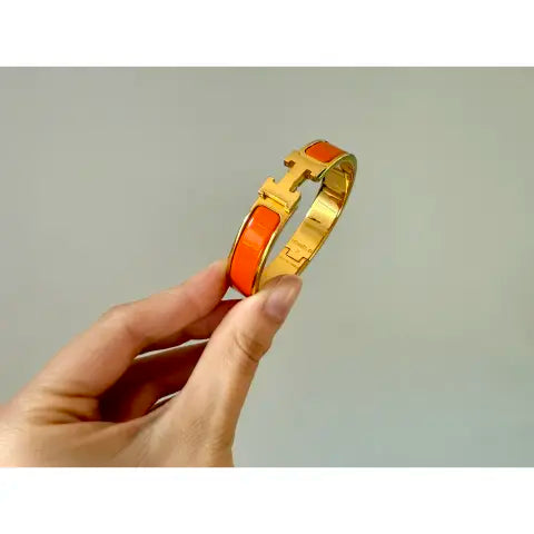 Wide kelly Bangle
