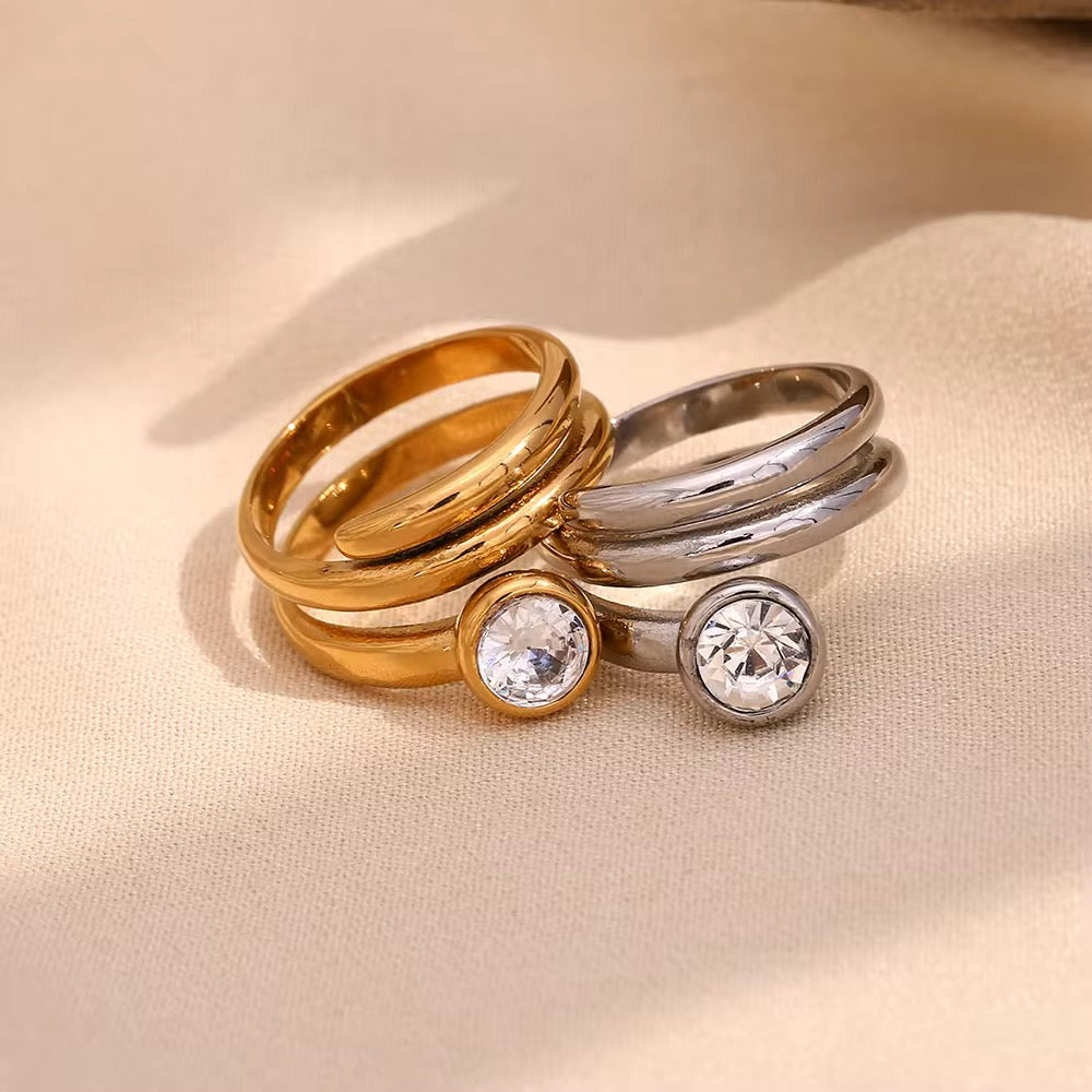 Gold Loopy Diamond Ring