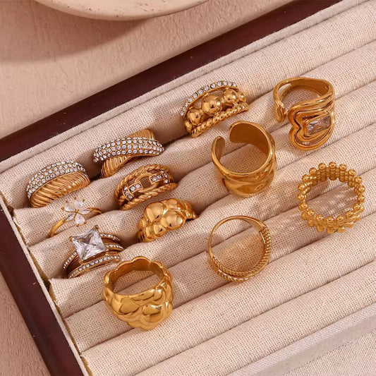 Amal Balls Ring