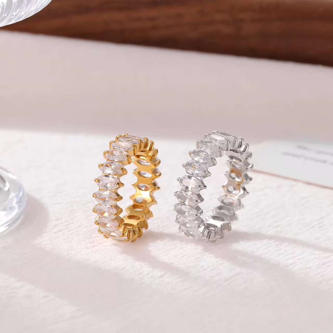 Gold United Ring