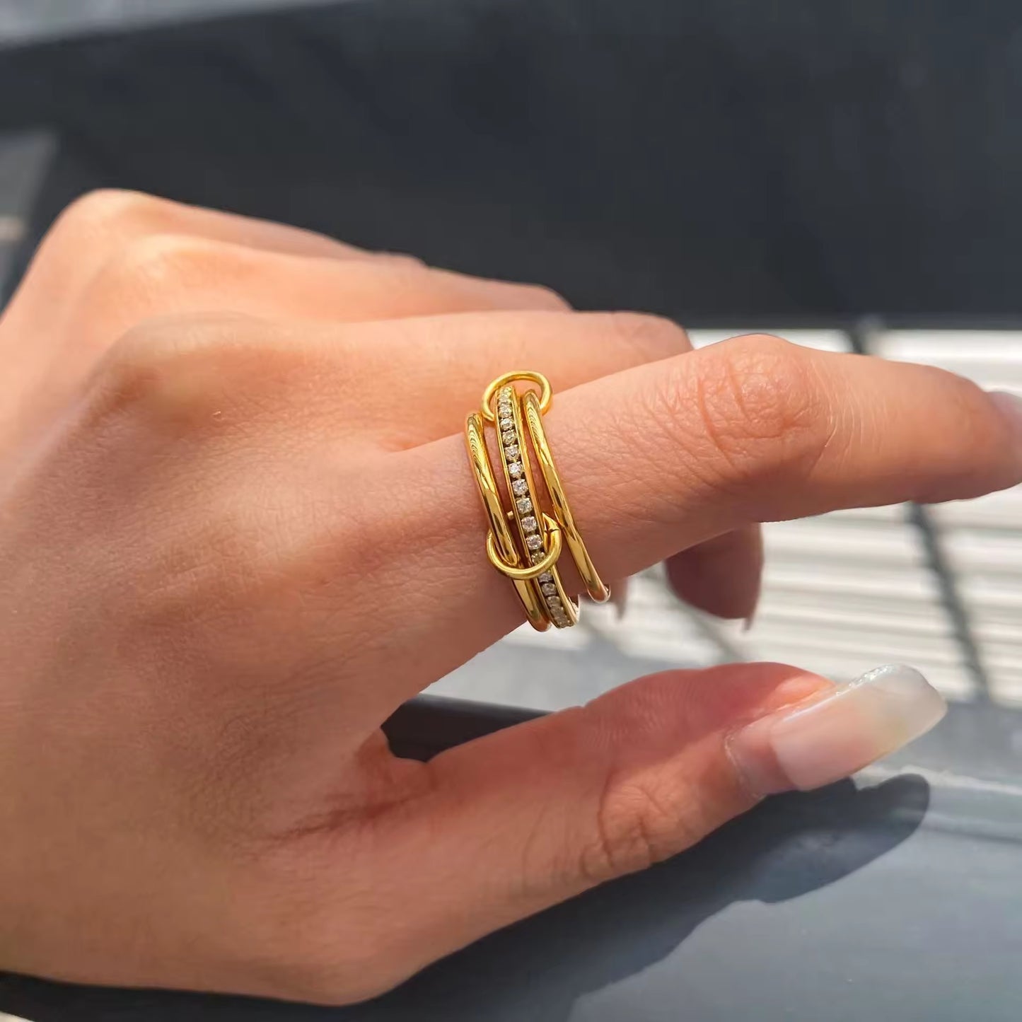 Tri Link Ring