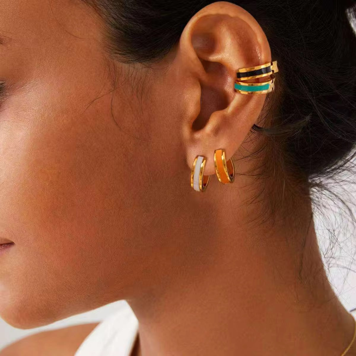 Black Mini Hoops