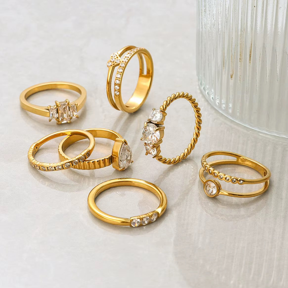 Dainty Rectangluar Ring