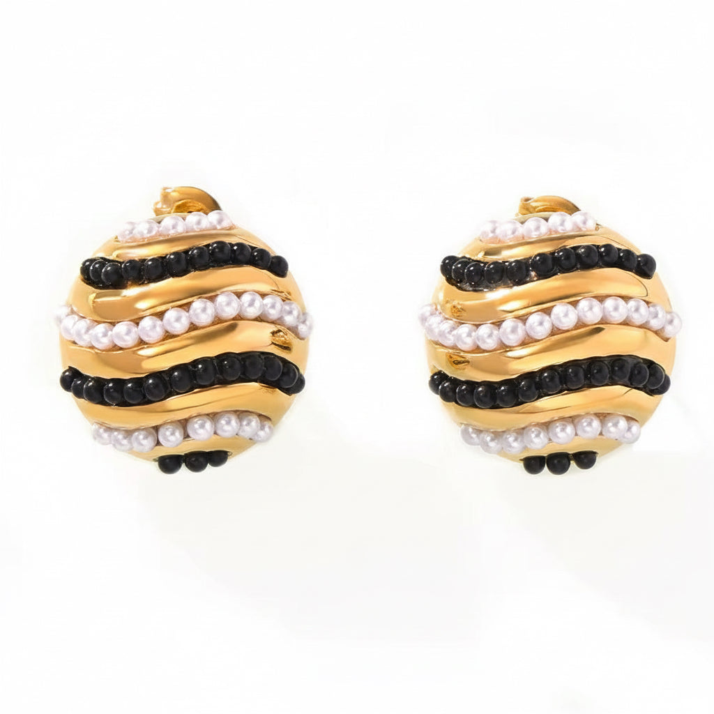 Vintage Black Pearly Studs