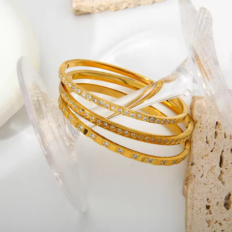 Cartwheel Bangle