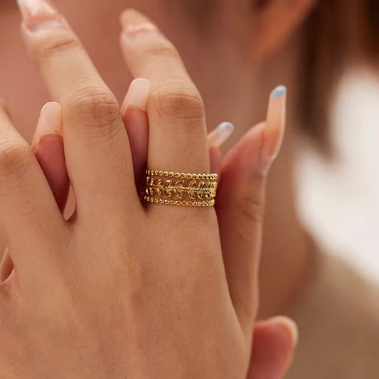 Leafy Ring