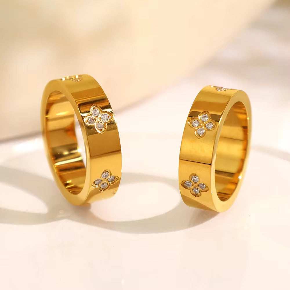 Cleo Ring