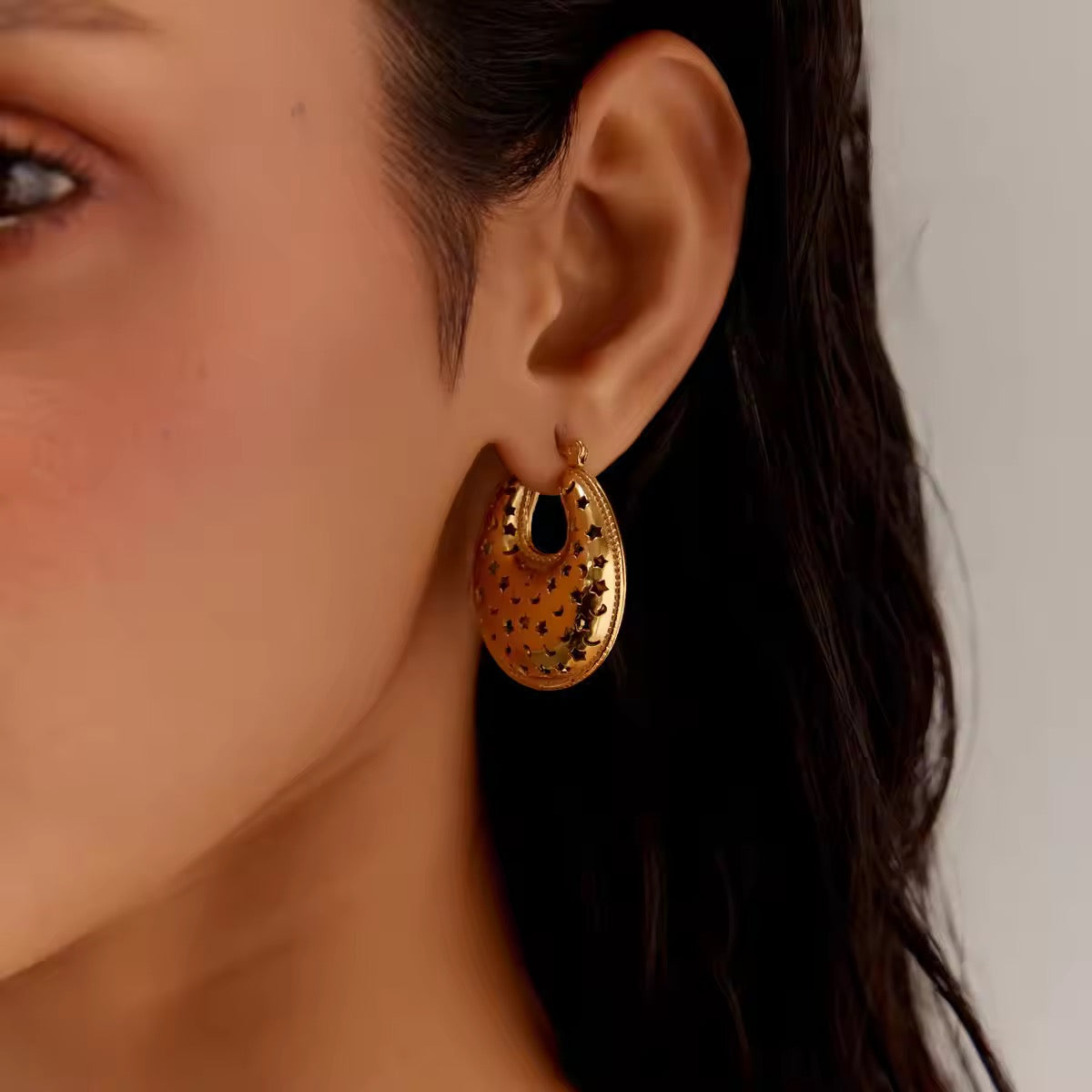 Levitating Hoops