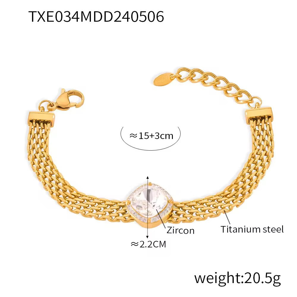Elegancia Teardrop