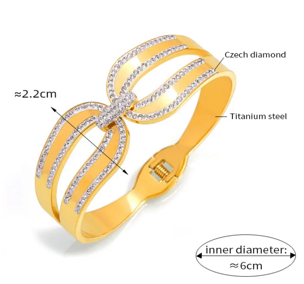 Monica Bangle