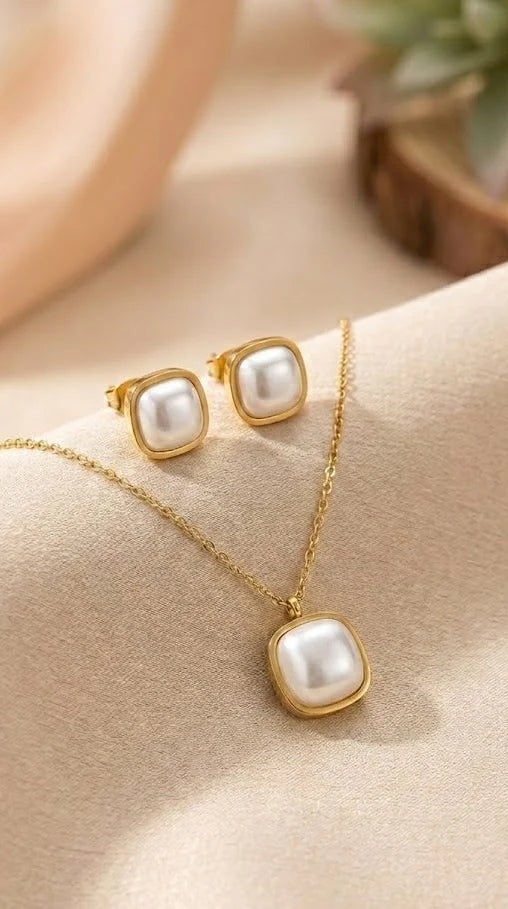 Pearl Square Set