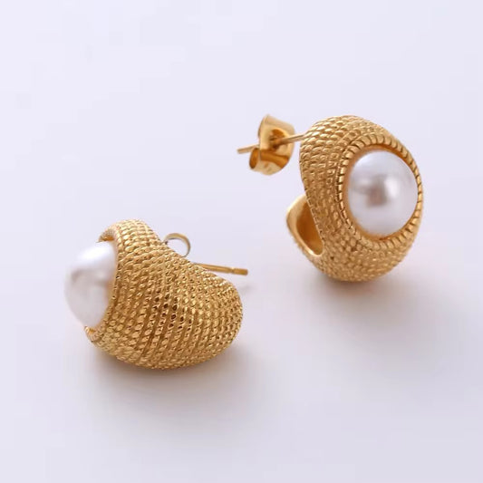 Vintage Pearl Studs