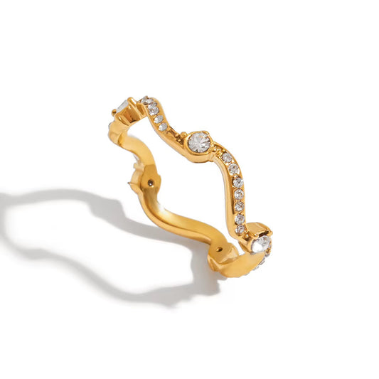 Rohma Wavy Ring