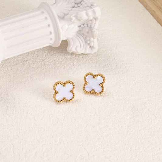 Small White Clover Studs