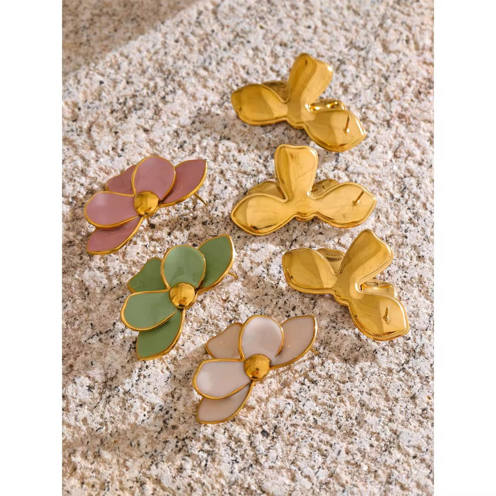 Sakura studs