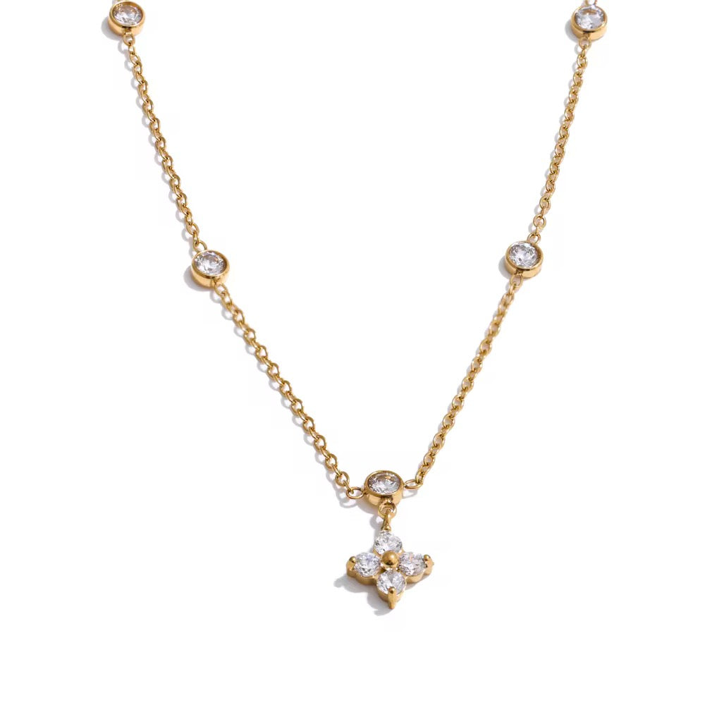 Alaya Necklace