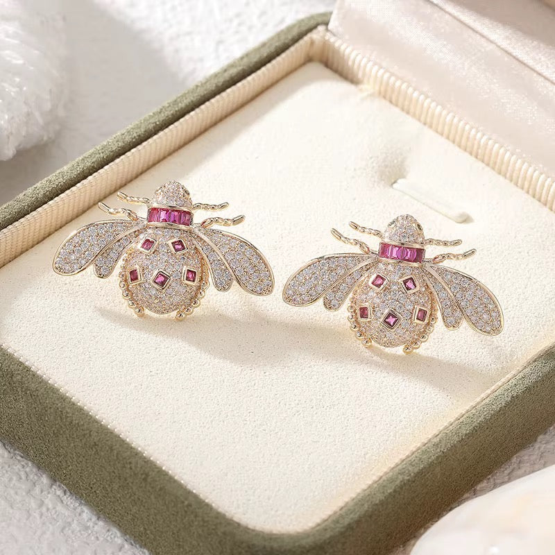 Fuchsia Bee Luxe Studs