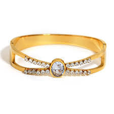 Oval Zirconia Bangle
