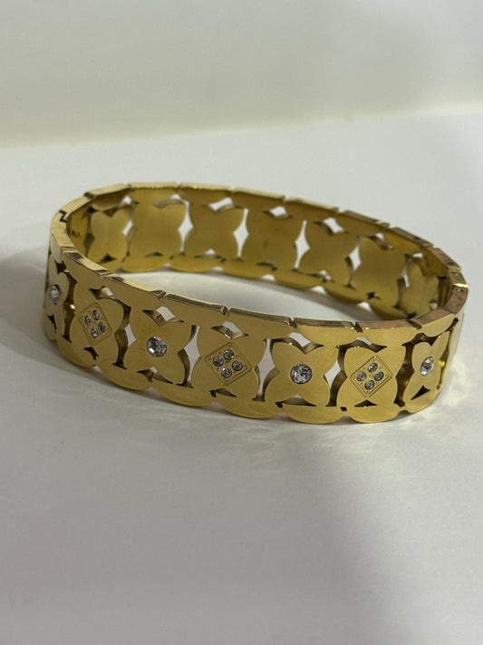 Kara Zirconia Bangle