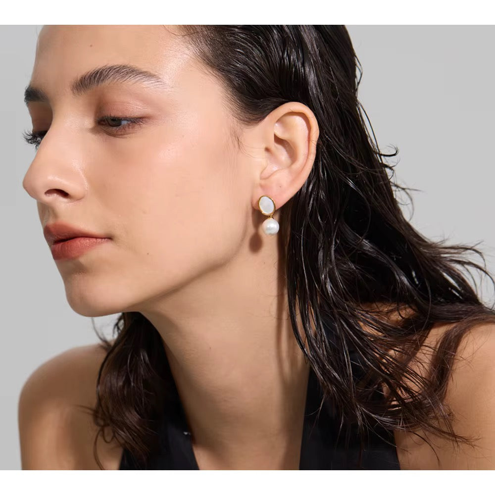 Shell Pearl Earrings