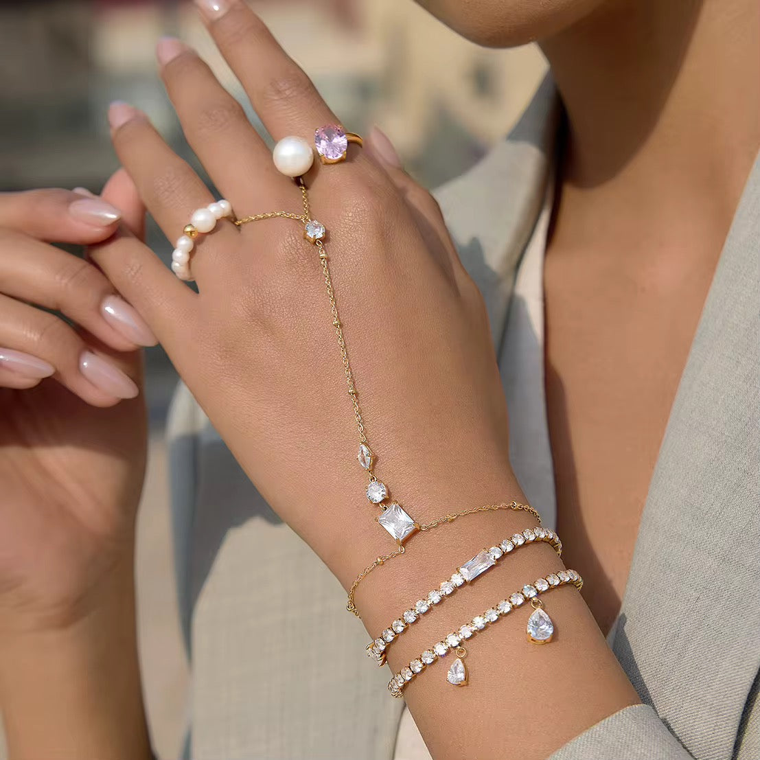 Zirconia Allure Handchain