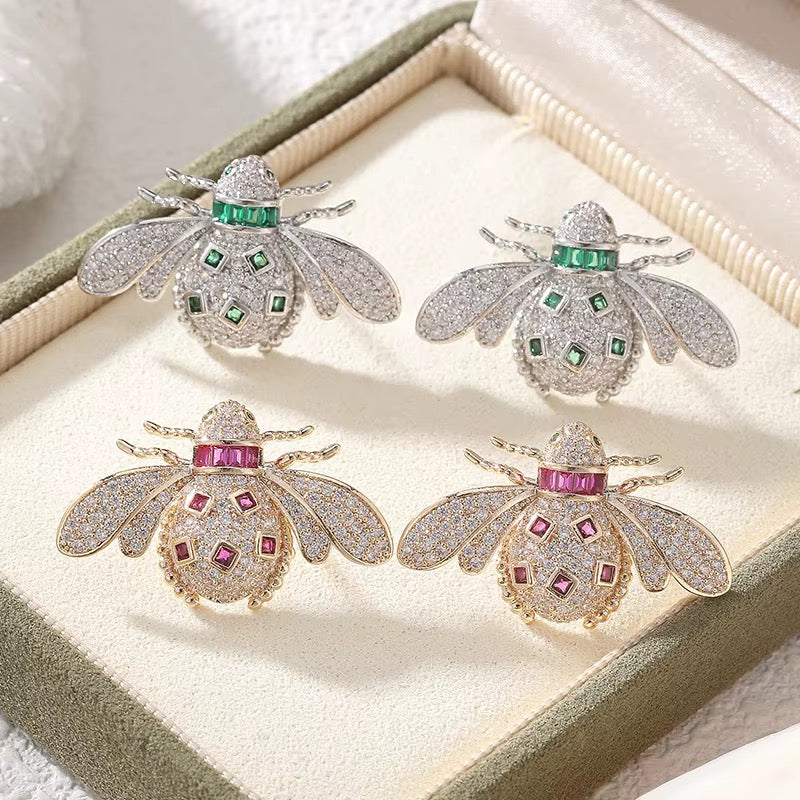 Fuchsia Bee Luxe Studs