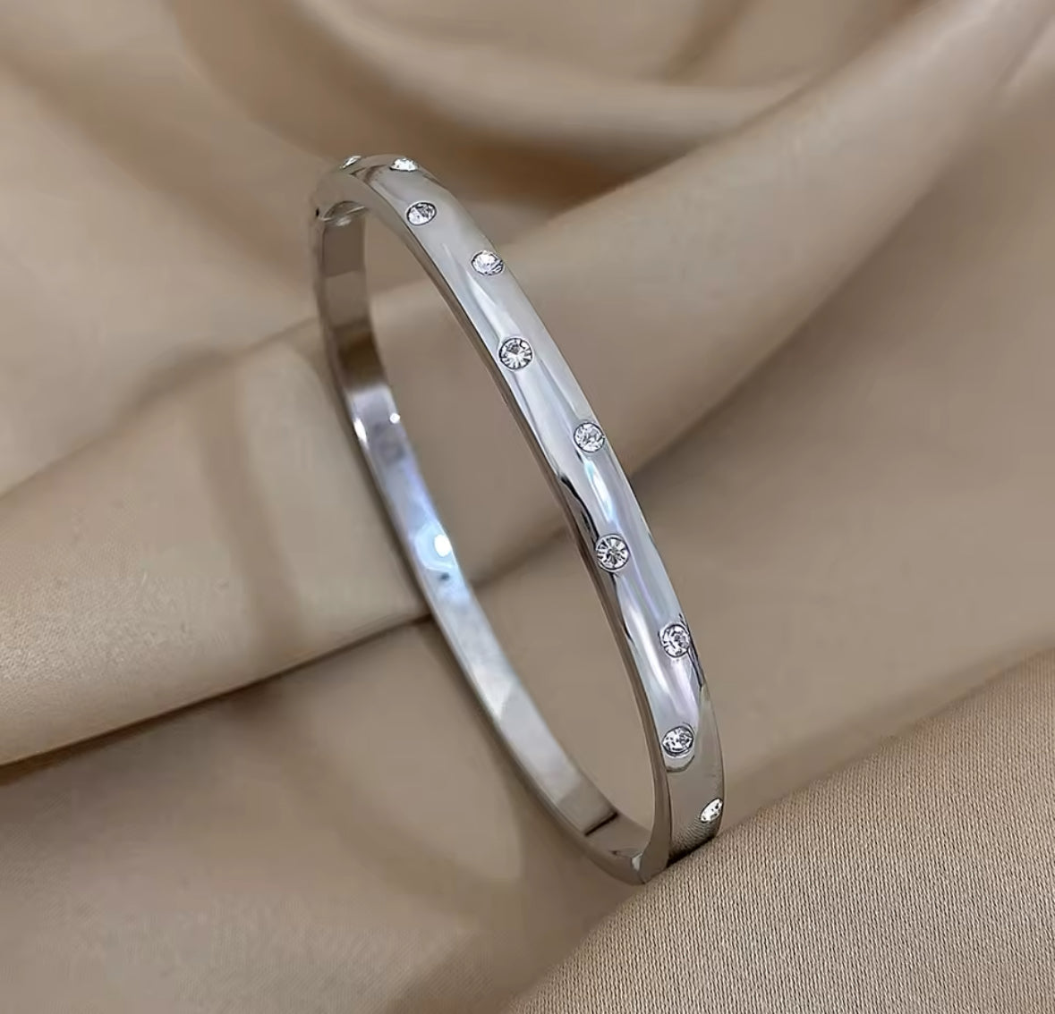 Travis Zircon Bangle