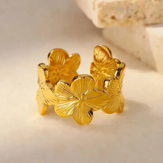 Chunky Daisy Ring