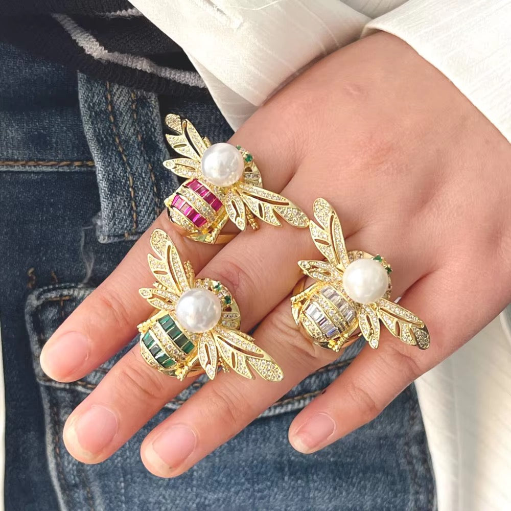 Chunky Bee Ring