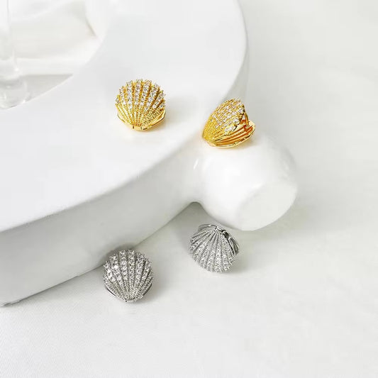 Tiny Shell Studs