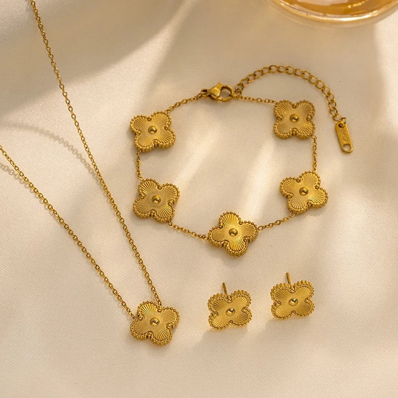 Gold Multiple Clover Zara Set