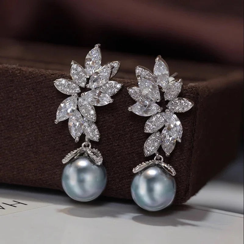 Grey Rainbow Zirconium Pearl Studs