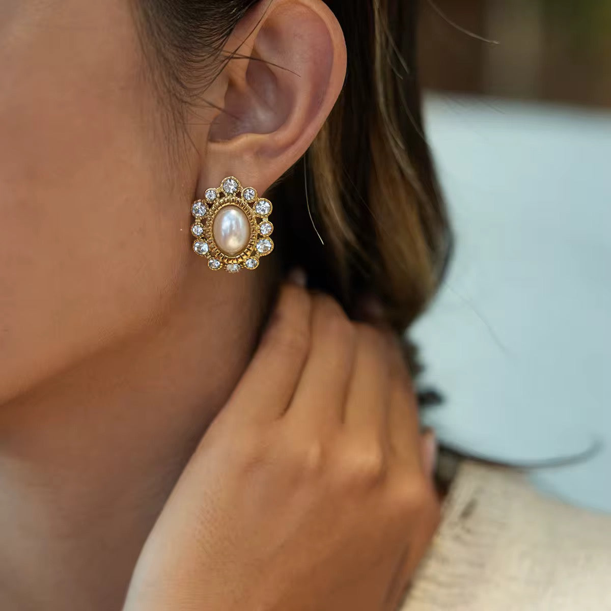 Pearl Tiara Studs