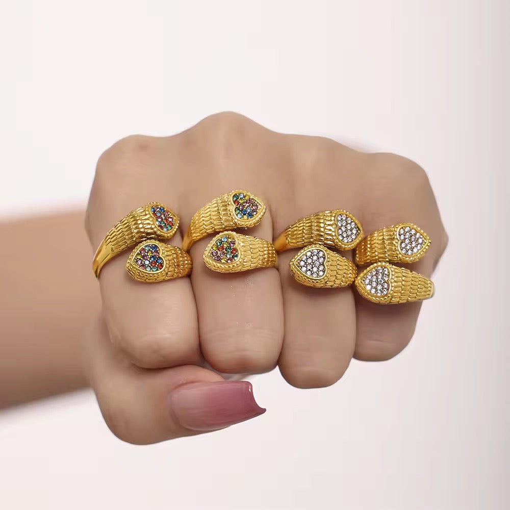 Arrax Heart Ring