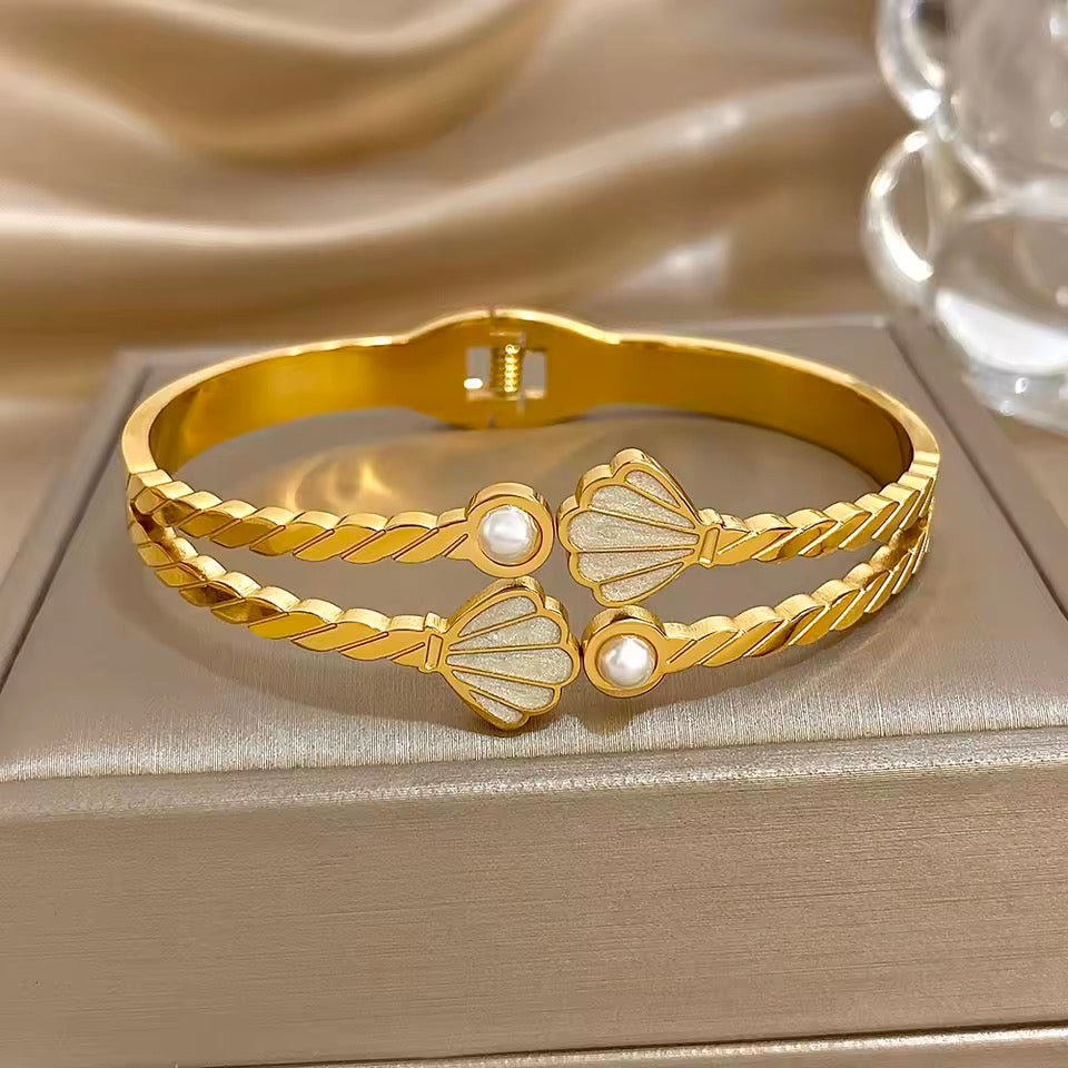 Shimmer Shell Bangle